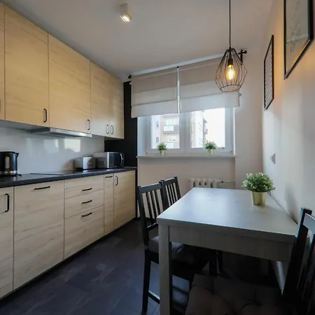 Rentplanet - Koscielna Apartamento